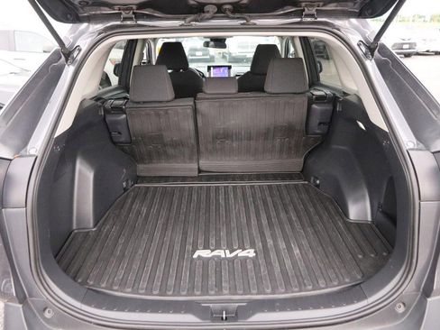 Certified 2024 Toyota RAV4 LE AWD/4WD image 7