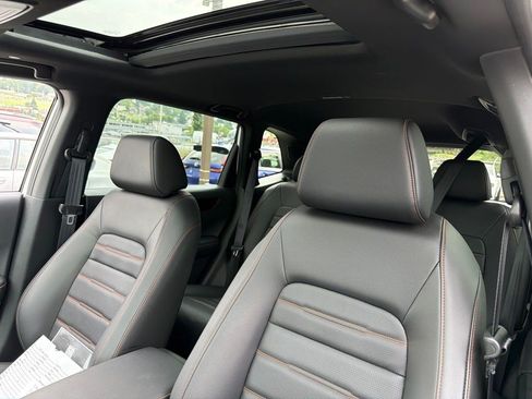 Used 2026 Honda CR-V Sport Touring image 9