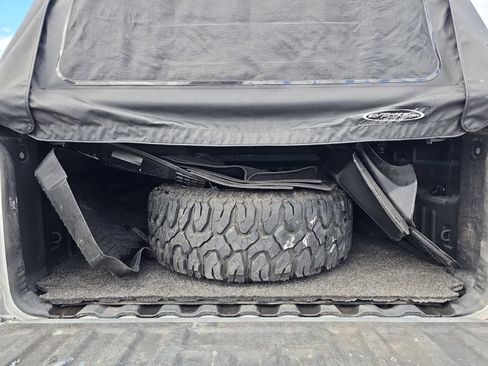 Used 2017 GMC Canyon SLT w/ Driver Alert Package image 13