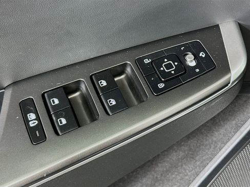 Used 2024 Kia EV6 Light image 15