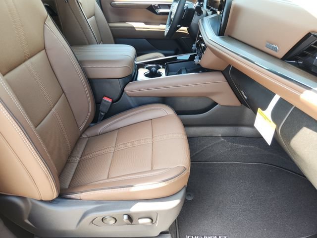 New 2026 Chevrolet Tahoe High Country AWD/4WD image 15