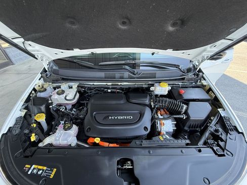 Used 2023 Chrysler Pacifica Limited w/ S Appearance Package image 58