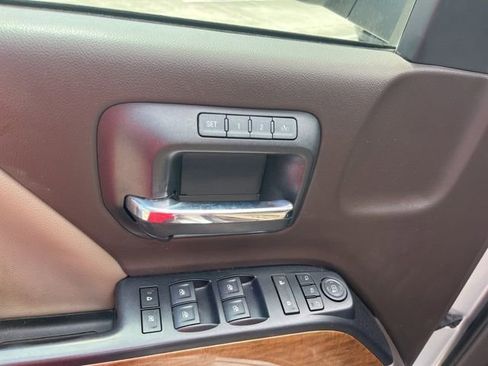 Used 2018 Chevrolet Silverado 1500 LTZ w/ Sport Package RWD image 10