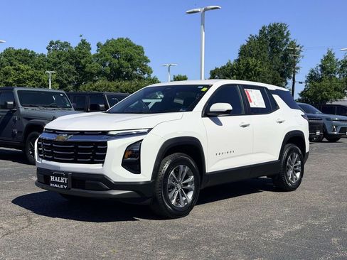 Used 2025 Chevrolet Equinox LT AWD/4WD image 5