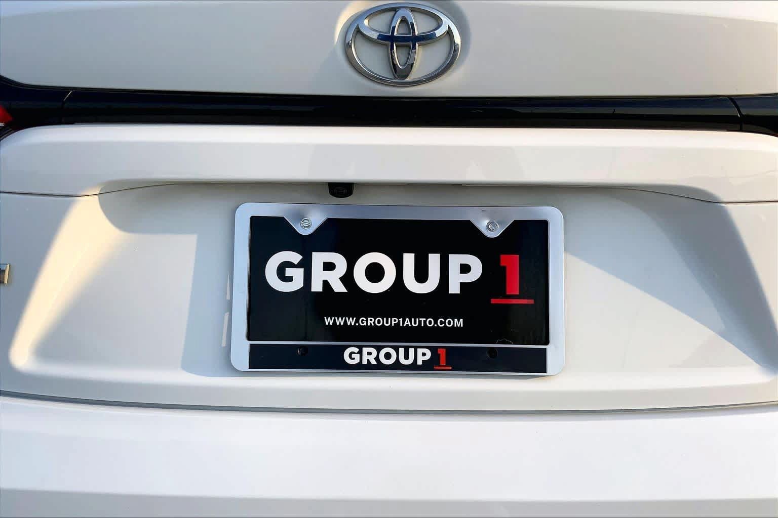 Used 2020 Toyota Corolla LE w/ LE Premium Package FWD image 5