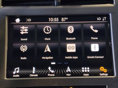 Used 2019 Lincoln MKZ Reserve FWD image 25