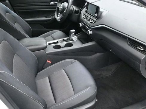 Used 2021 Nissan Altima 2.5 S image 9