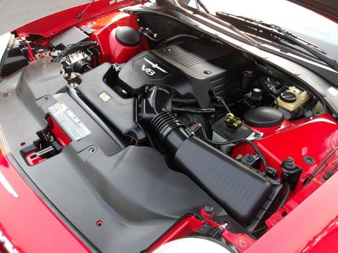Used 2004 Ford Thunderbird RWD image 17