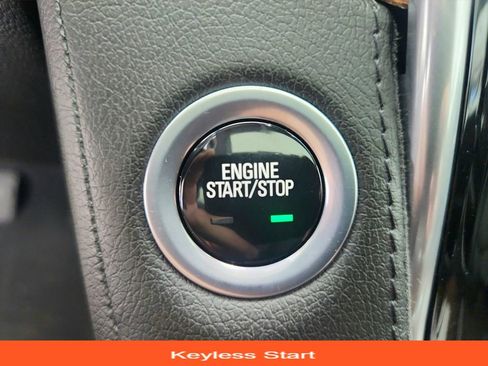 Used 2019 Cadillac Escalade Luxury image 40