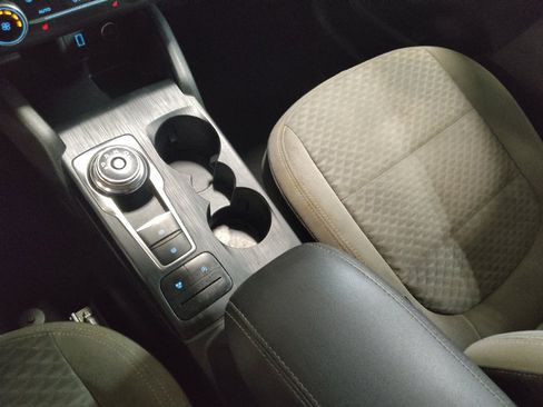 Used 2020 Ford Escape SE FWD image 26