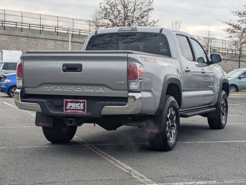 Used 2021 Toyota Tacoma TRD Off-Road image 5