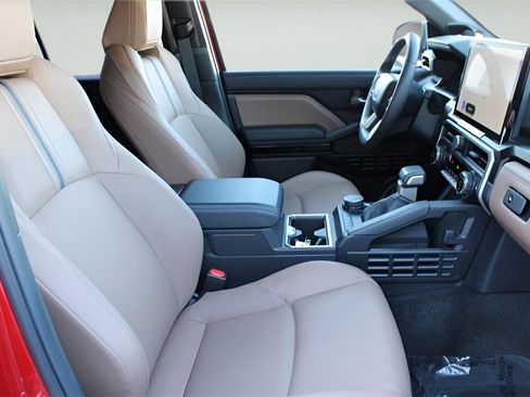 Certified 2025 Toyota 4Runner Limited image 25