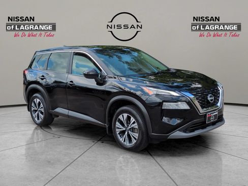 Used 2023 Nissan Rogue SV AWD/4WD image 4