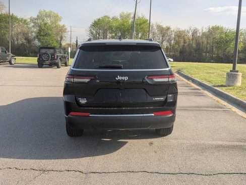 Used 2024 Jeep Grand Cherokee L Laredo w/ Luxury Tech Group I AWD/4WD image 4