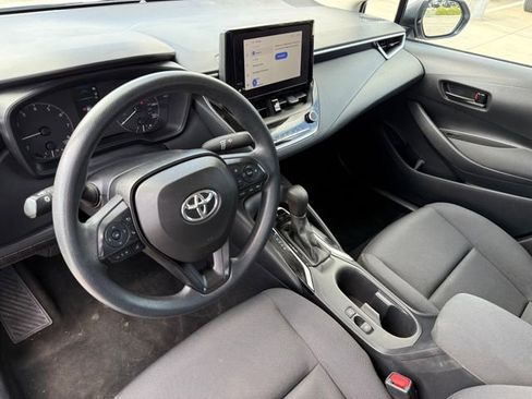 Used 2024 Toyota Corolla LE FWD image 12