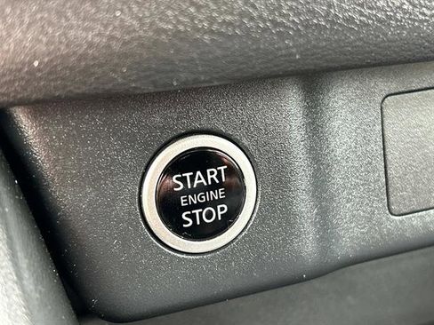 Used 2022 Nissan Rogue SL w/ SL Premium Package image 35