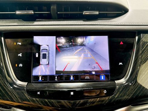 Used 2021 Cadillac XT6 Premium Luxury image 21