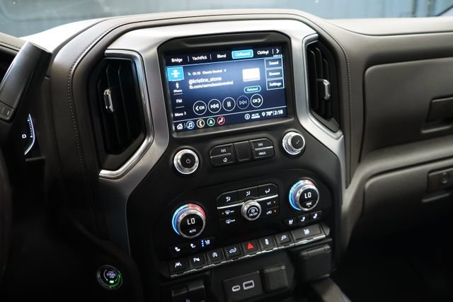 Used 2020 GMC Sierra 1500 SLT w/ SLT Premium Plus Package AWD/4WD image 24