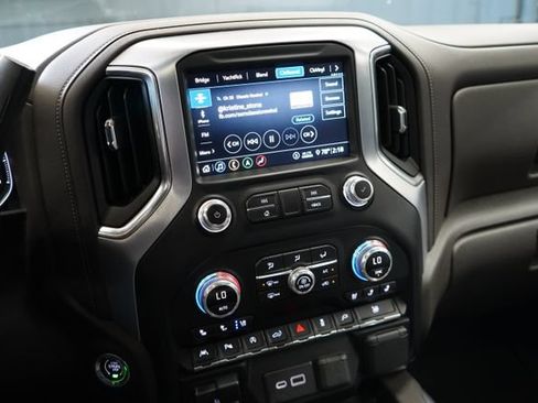 Used 2020 GMC Sierra 1500 SLT w/ SLT Premium Plus Package AWD/4WD image 24