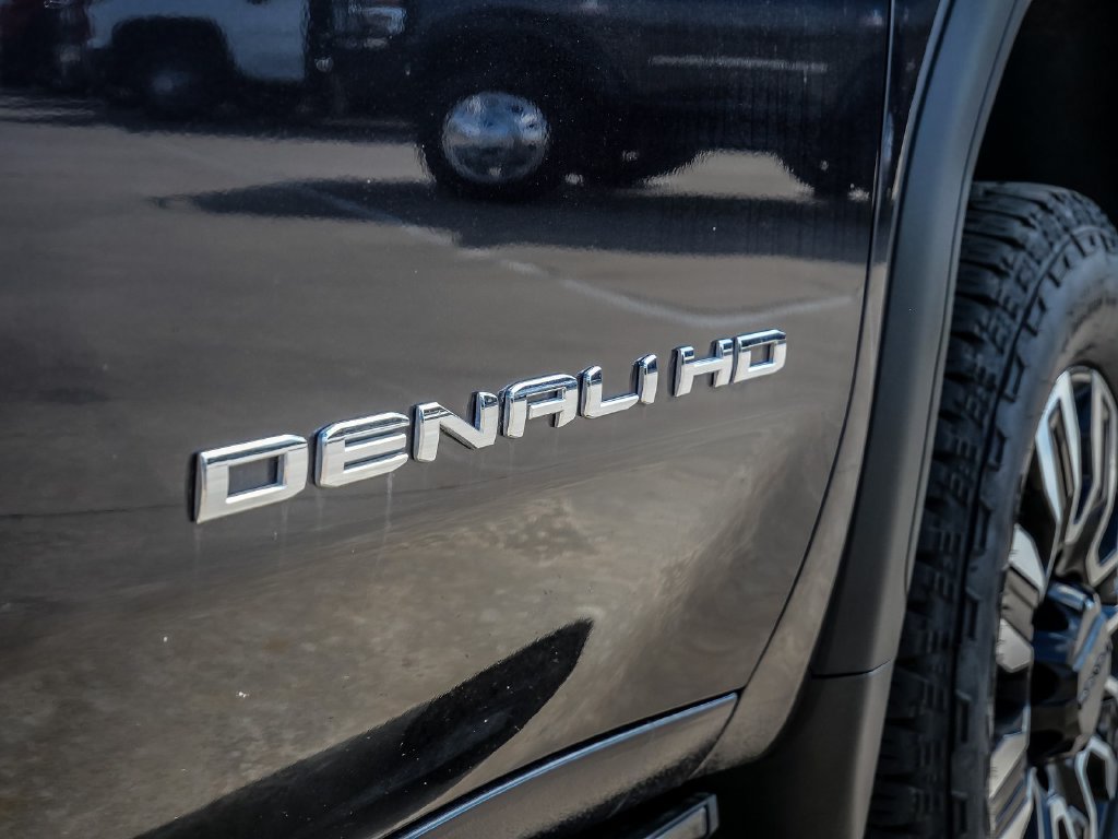 Used 2026 GMC Sierra 2500 Denali Ultimate AWD/4WD image 11
