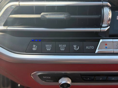 Used 2022 BMW X6 M w/ Competition Package AWD/4WD image 10