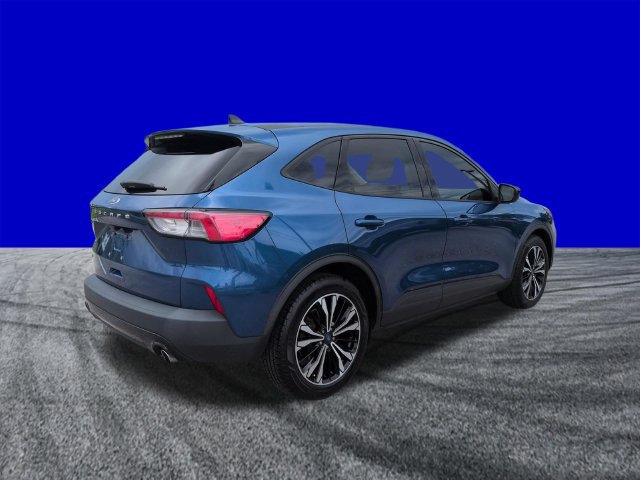 Certified 2022 Ford Escape SE w/ SE Sport Appearance Package FWD image 4
