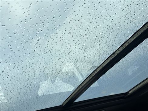 Certified 2023 GMC Yukon Denali w/ Denali Reserve Package image 19