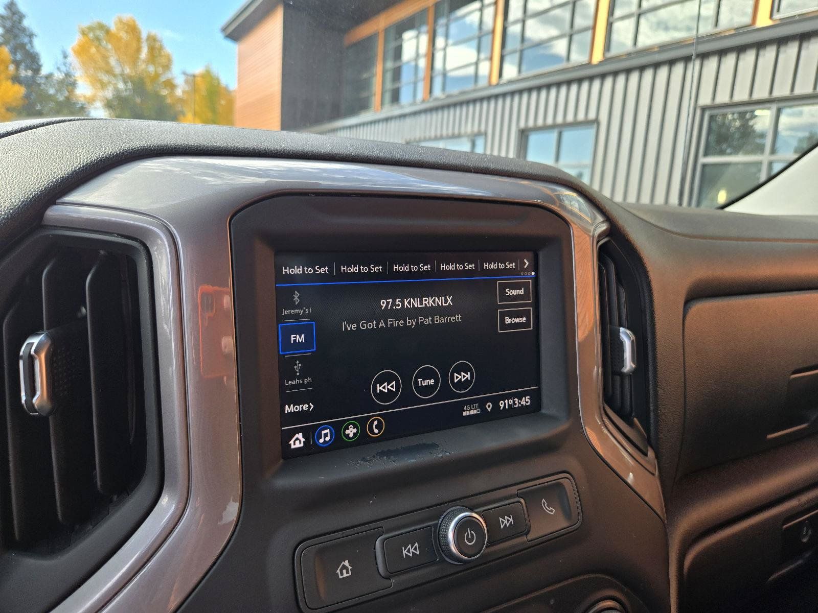Used 2021 Chevrolet Silverado 1500 Custom Trail Boss w/ LPO, Dark Essentials Package AWD/4WD image 19