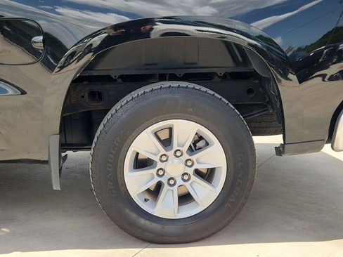 Used 2023 Chevrolet Silverado 1500 LT AWD/4WD image 32