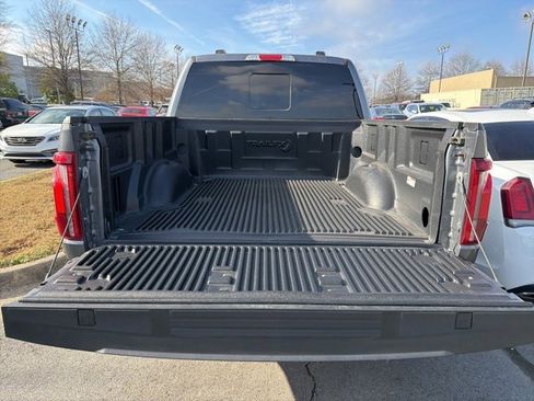 Used 2024 Ford F150 Lariat w/ FX4 Off-Road Package image 5