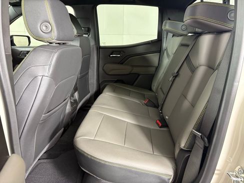 New 2026 Chevrolet Colorado ZR2 w/ Technology Package image 37