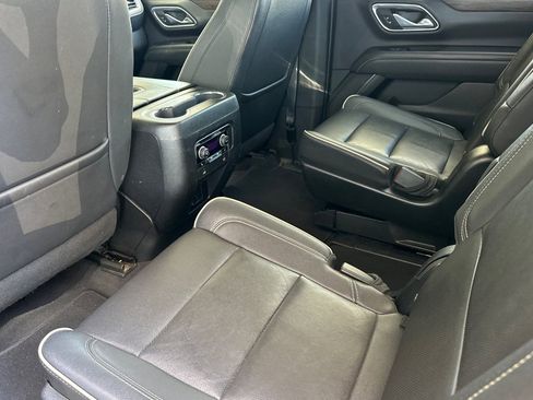 Used 2023 Chevrolet Suburban Premier AWD/4WD image 12