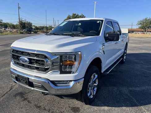 Used 2023 Ford F150 XLT w/ Equipment Group 302A High image 3