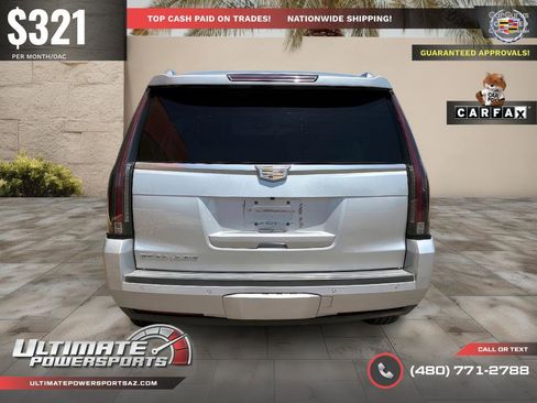 Used 2015 Cadillac Escalade Luxury image 4