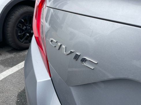 Used 2016 Honda Civic EX image 8