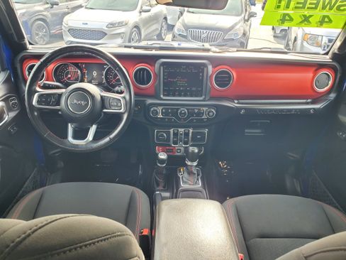 Used 2018 Jeep Wrangler Unlimited Rubicon AWD/4WD image 25