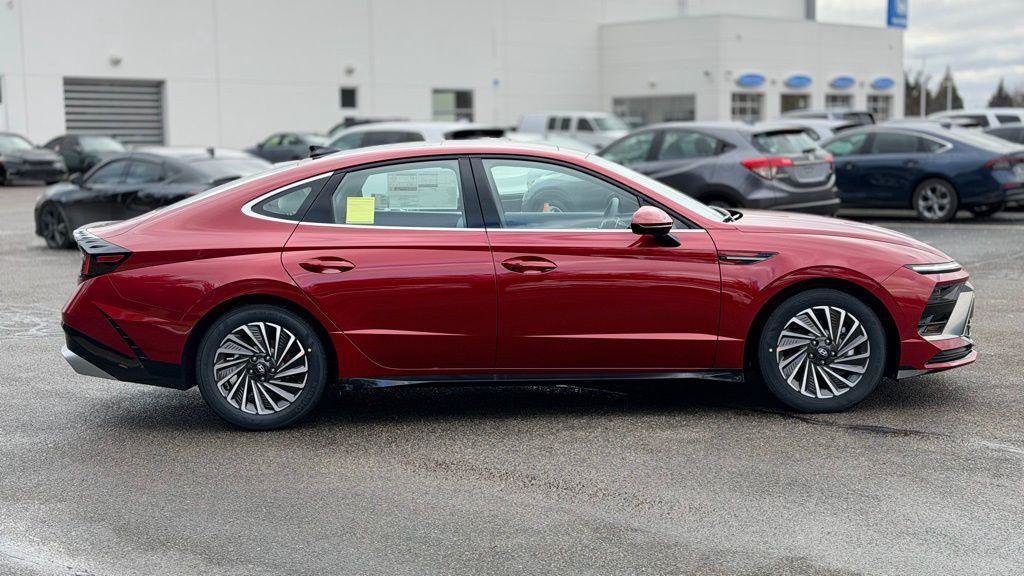 New 2026 Hyundai Sonata SEL FWD image 8