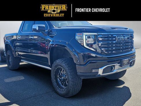 Used 2025 GMC Sierra 1500 Denali Ultimate AWD/4WD image 1