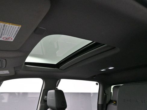 Used 2023 GMC Sierra 3500 Denali w/ Denali Ultimate Package image 29