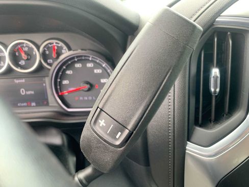 Certified 2022 Chevrolet Silverado 1500 LT Trail Boss w/ Convenience Package II AWD/4WD image 15