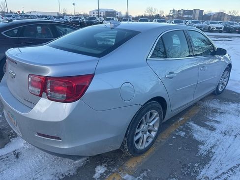 Used 2015 Chevrolet Malibu LT w/ Power Convenience Package image 25