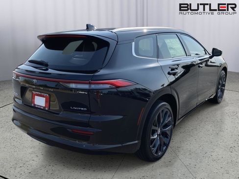 New 2026 Toyota Crown Signia AWD/4WD image 5