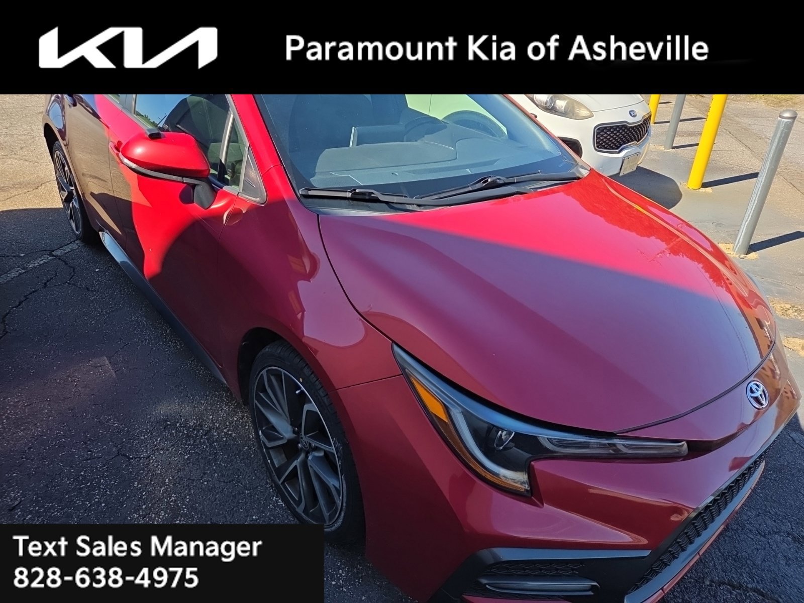 Used 2021 Toyota Corolla SE FWD image 3