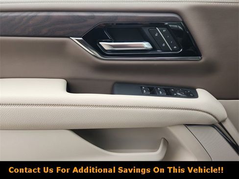 New 2026 GMC Yukon XL Denali w/ Sun & Power Step Package image 17