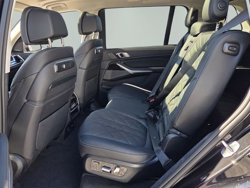 New 2026 BMW X7 xDrive40i image 11
