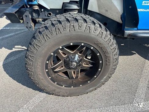 Used 2010 Jeep Wrangler Sport AWD/4WD image 23