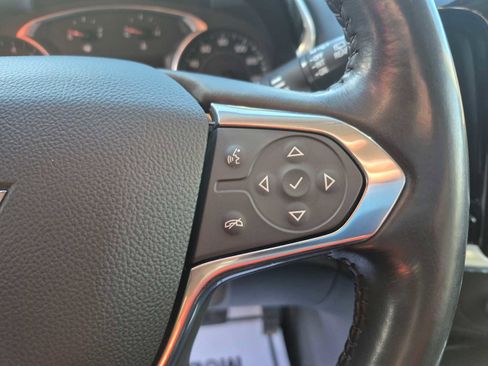 Used 2019 Chevrolet Traverse LT image 20
