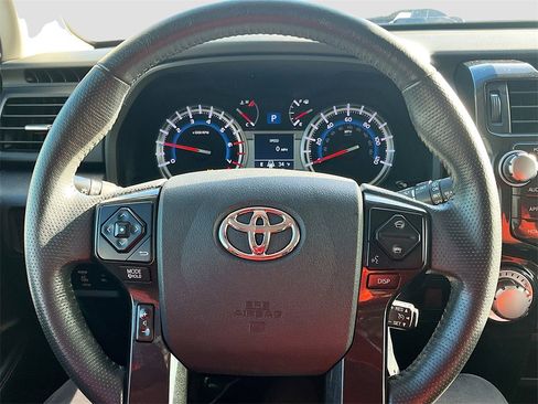 Used 2019 Toyota 4Runner TRD Off-Road Premium image 11