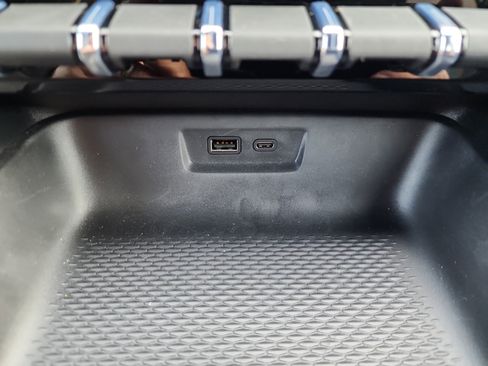 New 2026 GMC Terrain AT4 w/ LPO, Floor Liner Package image 15