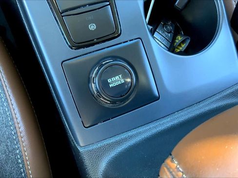 Used 2021 Ford Bronco Sport Outer Banks w/ Outer Banks Package (96D) image 28